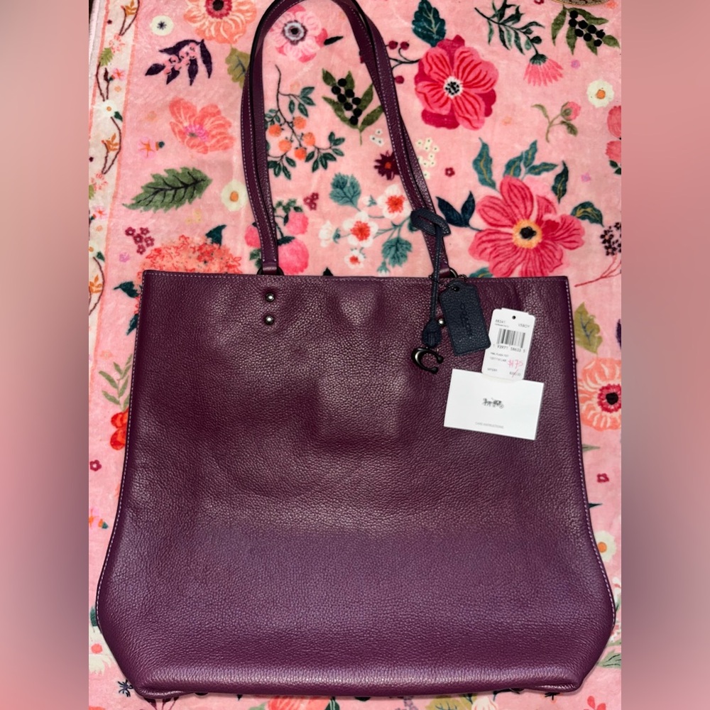 Coach Elegant Purple Leather Tote Bag